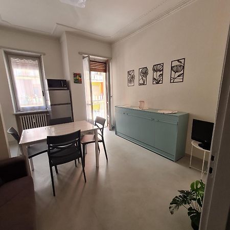 Casa Vacanza Il Tulipano Nichelino Esterno foto